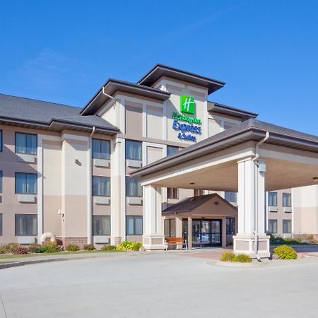 Holiday Inn Express & Suites - Worthington By Ihg Bagian luar foto