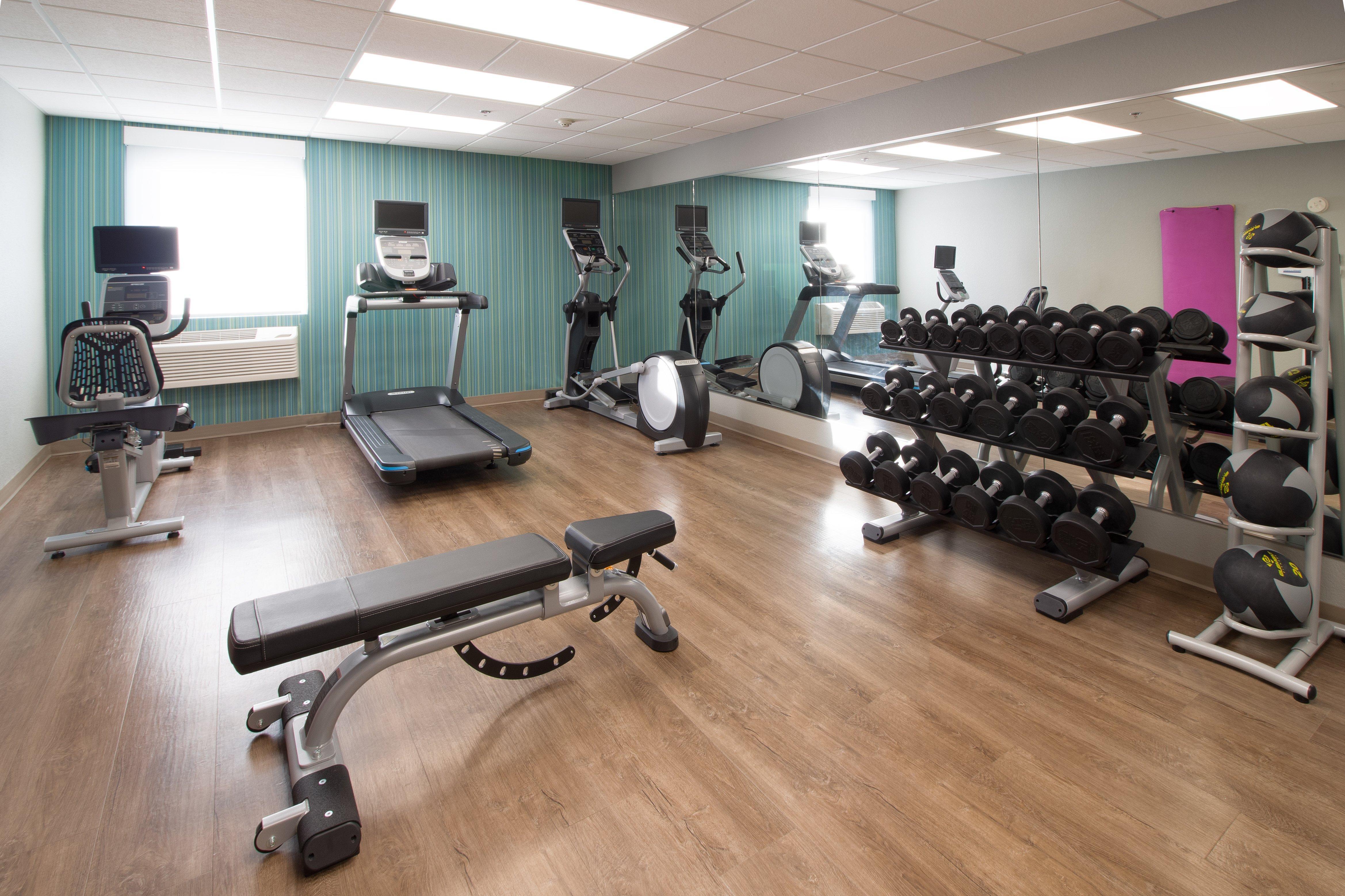 Holiday Inn Express & Suites - Worthington By Ihg Bagian luar foto